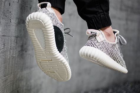 adidas yeezy replica pakistan|adidas yeezy in pakistan.